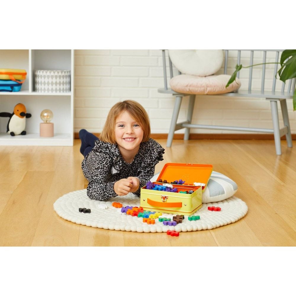 Set constructie, Plus-Plus, 70 piese mari, portabil, in cutie metalica, Culori standard