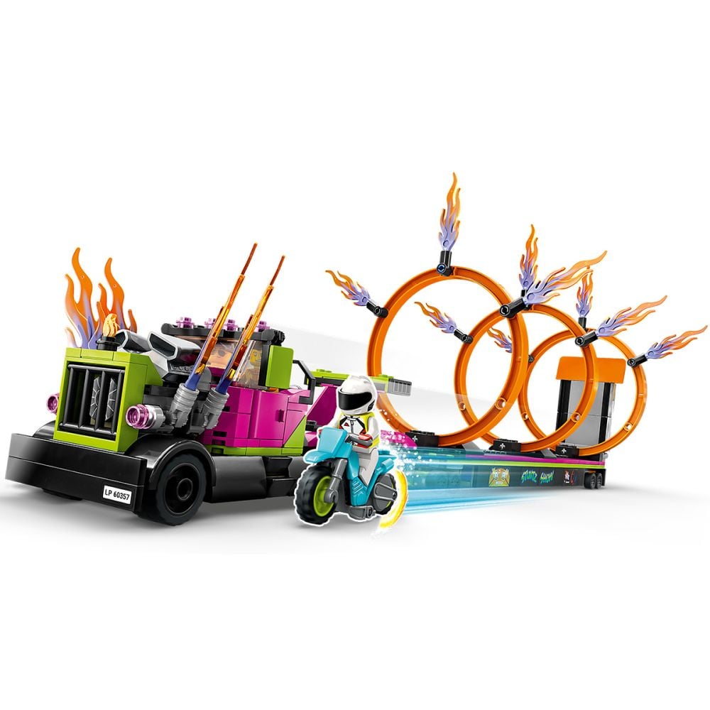 LEGO® City Stuntz - Camion de cascadorie si provocarea cercurilor de foc (60357)