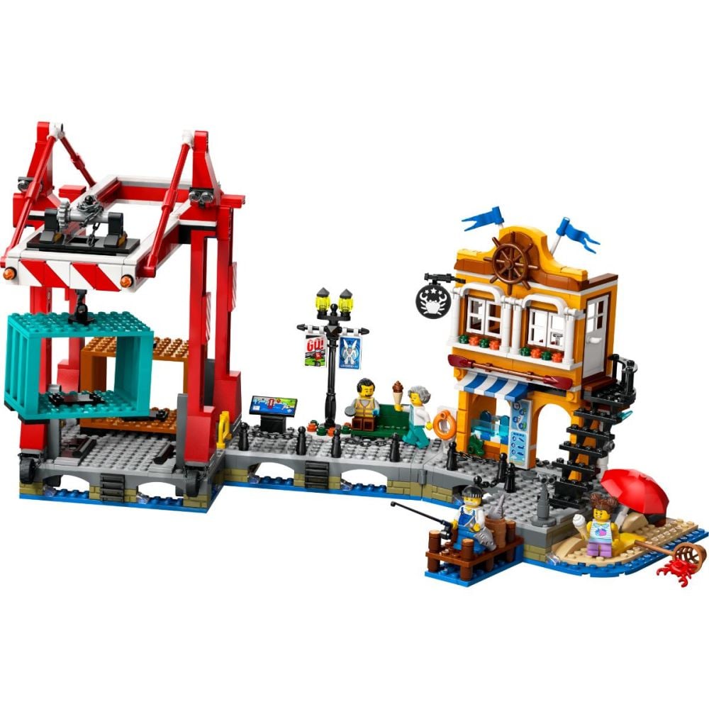 LEGO® City - Port si nava de transport marfa (60422)