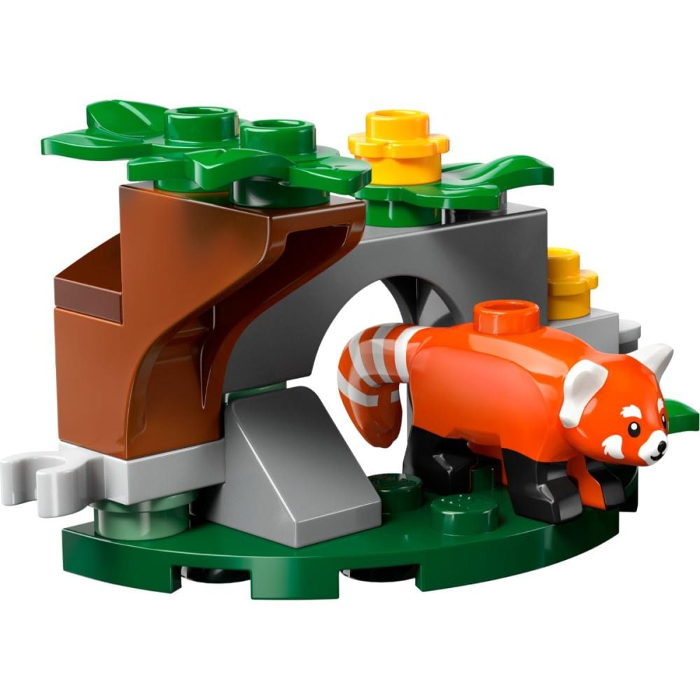 LEGO® City - Explorator al junglei pe ATV pe urmele unui panda rosu (60424)