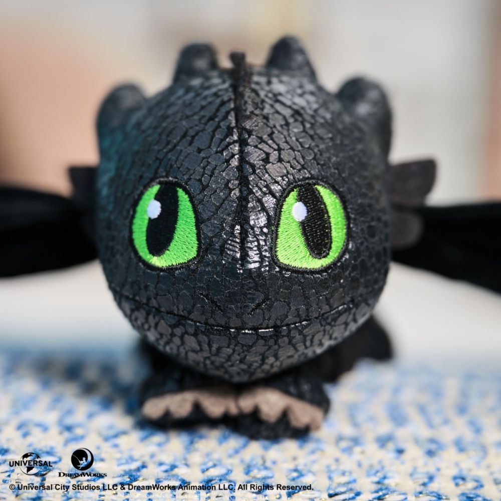 Jucarie de plus, DreamWorks Dragons, Hug and Glide Toothless, 30 cm, 6072913