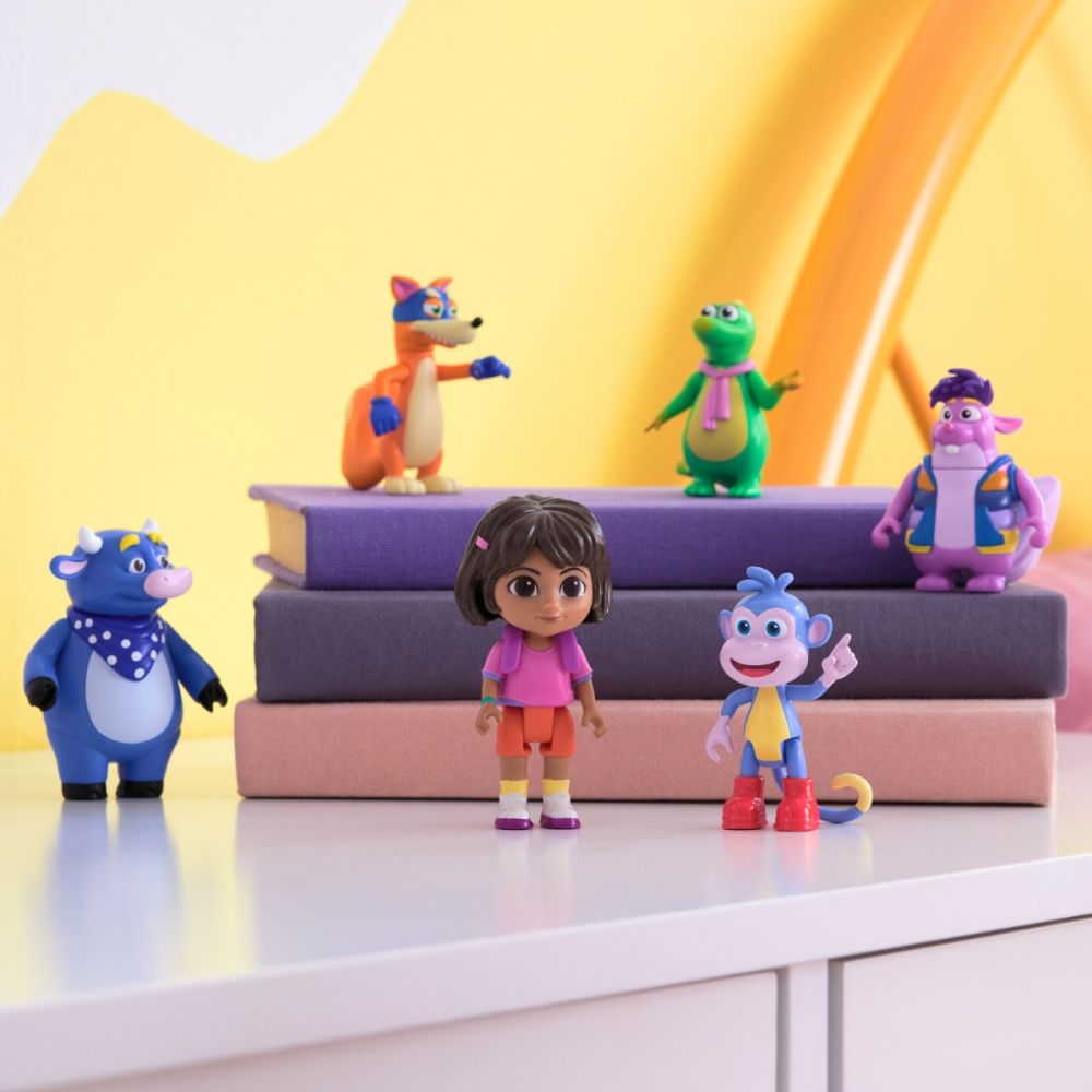 Figurina cu accesoriu, Dora Exploratoarea, 7,6 cm, 20149752