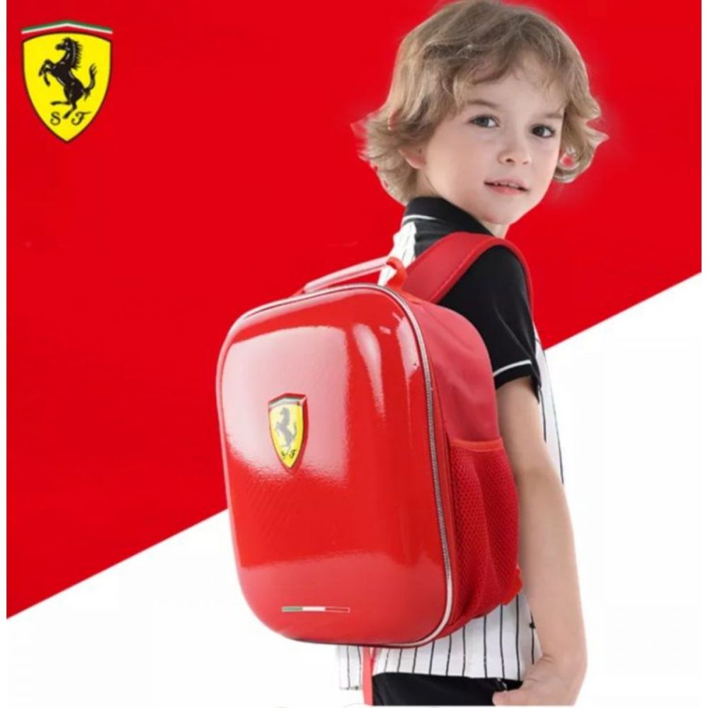 Ghiozdan Ferrari, Mesuca, Design 3D, Rosu