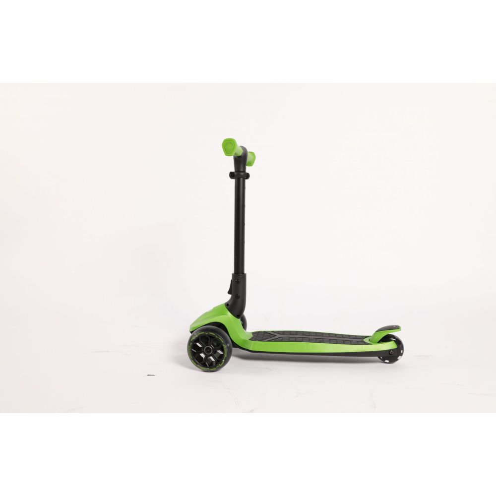 Trotineta cu 3 roti, Mesuca, Lamborghini, cadru aluminiu, roti led, Verde