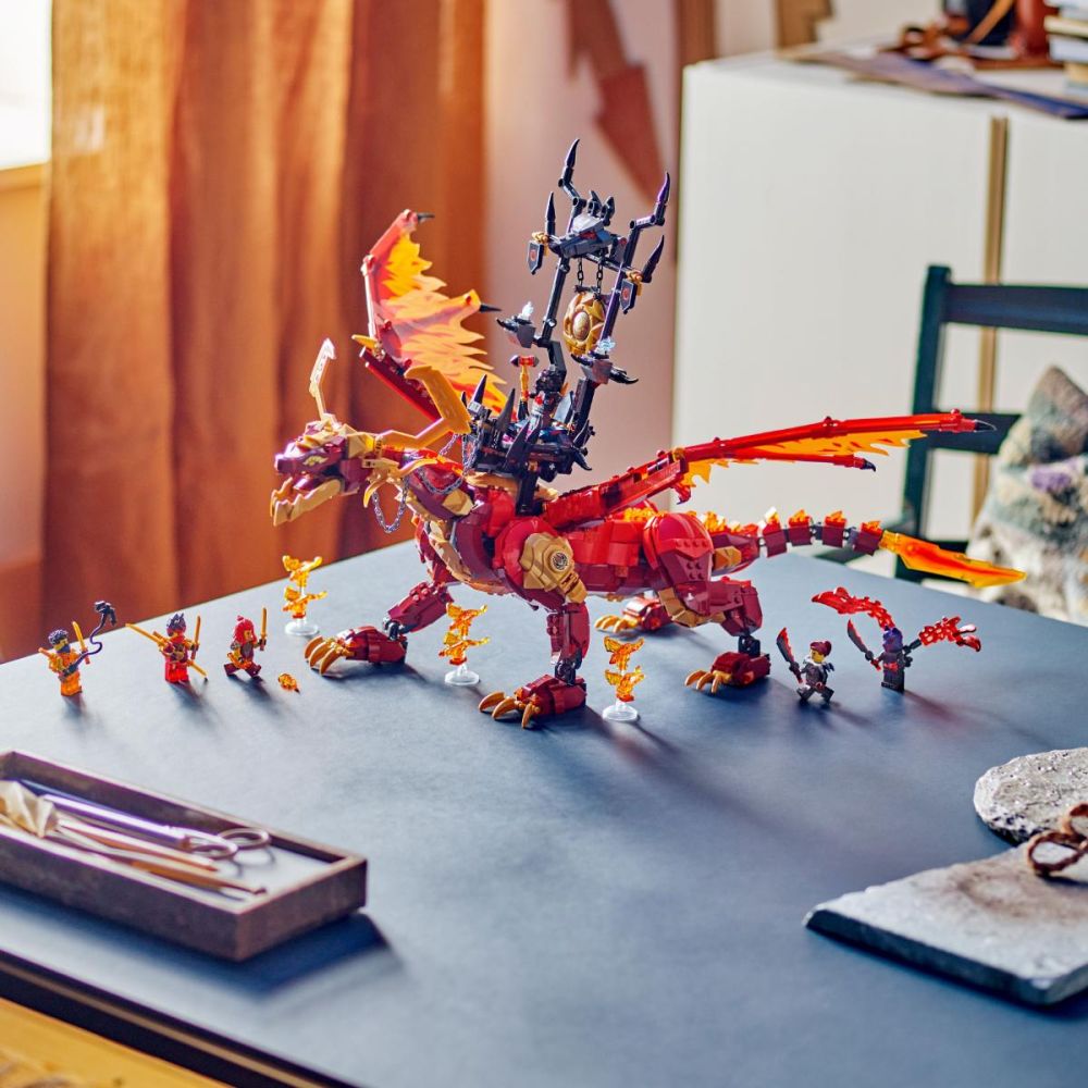 LEGO® Ninjago - Dragonul sursa al miscarii (71822)