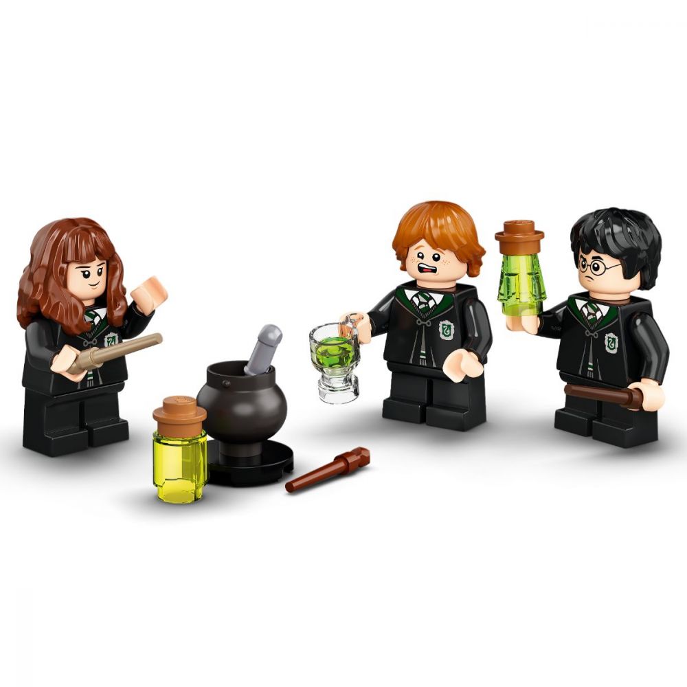 LEGO® Harry Potter - Hogwarts Greseala cu  polipotiunea (76386)
