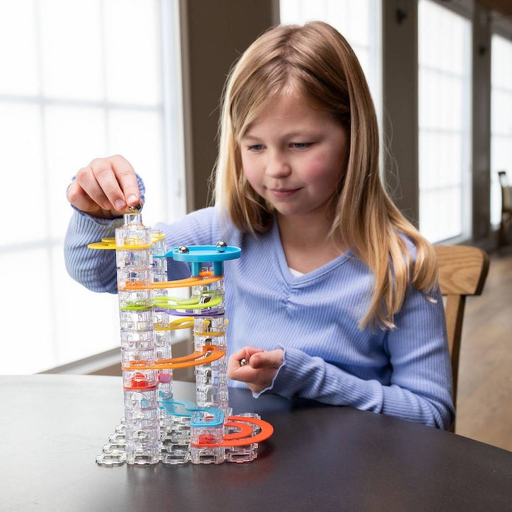 Set Stem de constructie cu traseu pentru bile, Fat Brain Toys, Trestle Tracks Builder, 73 de piese