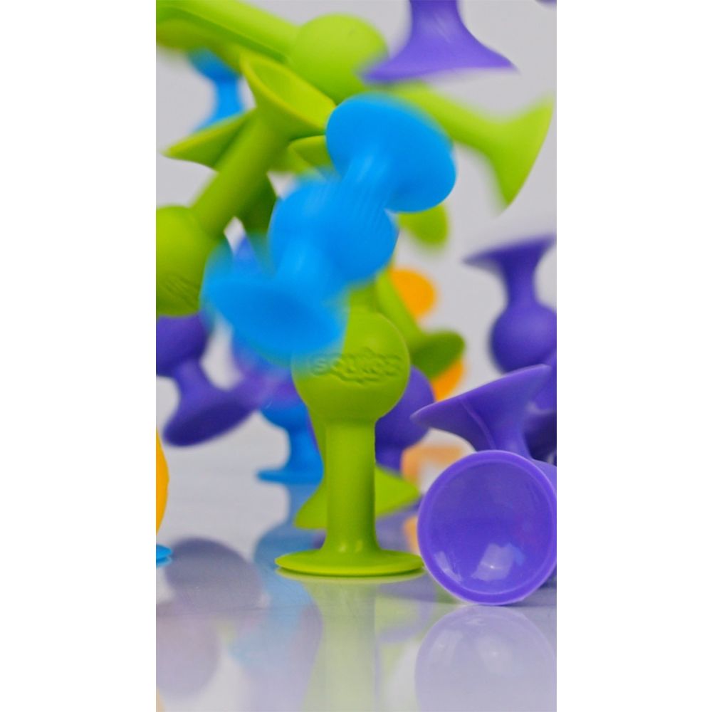 Set de constructie cu 44 de piese cu ventuze, Fat Brain Toys, Squigz Deluxe