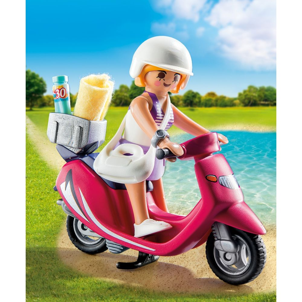 Figurina Playmobil Special Plus - Fata cu scooter (9084)