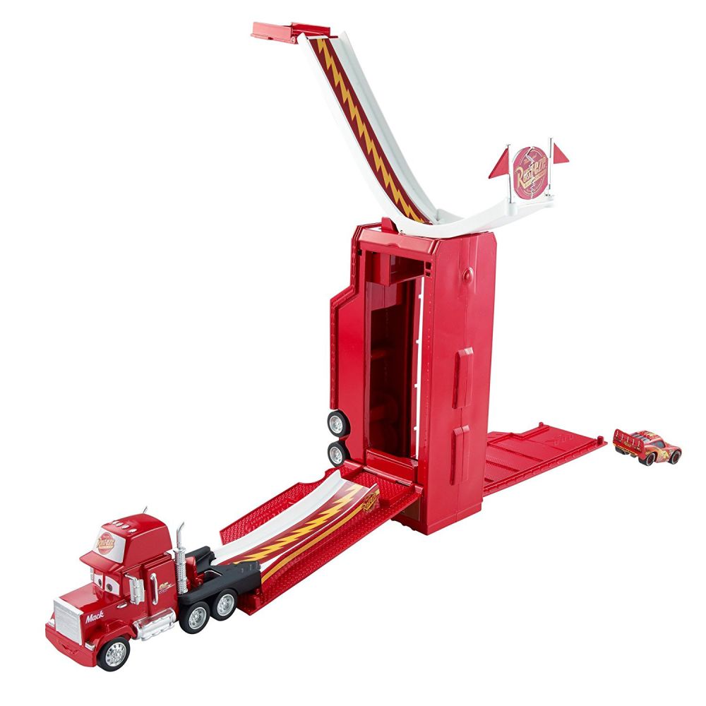 Camion Disney Cars  Pixar - Transformarea lui Mack