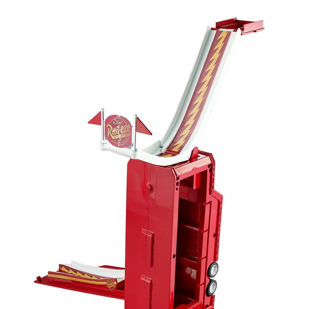 Camion Disney Cars  Pixar - Transformarea lui Mack