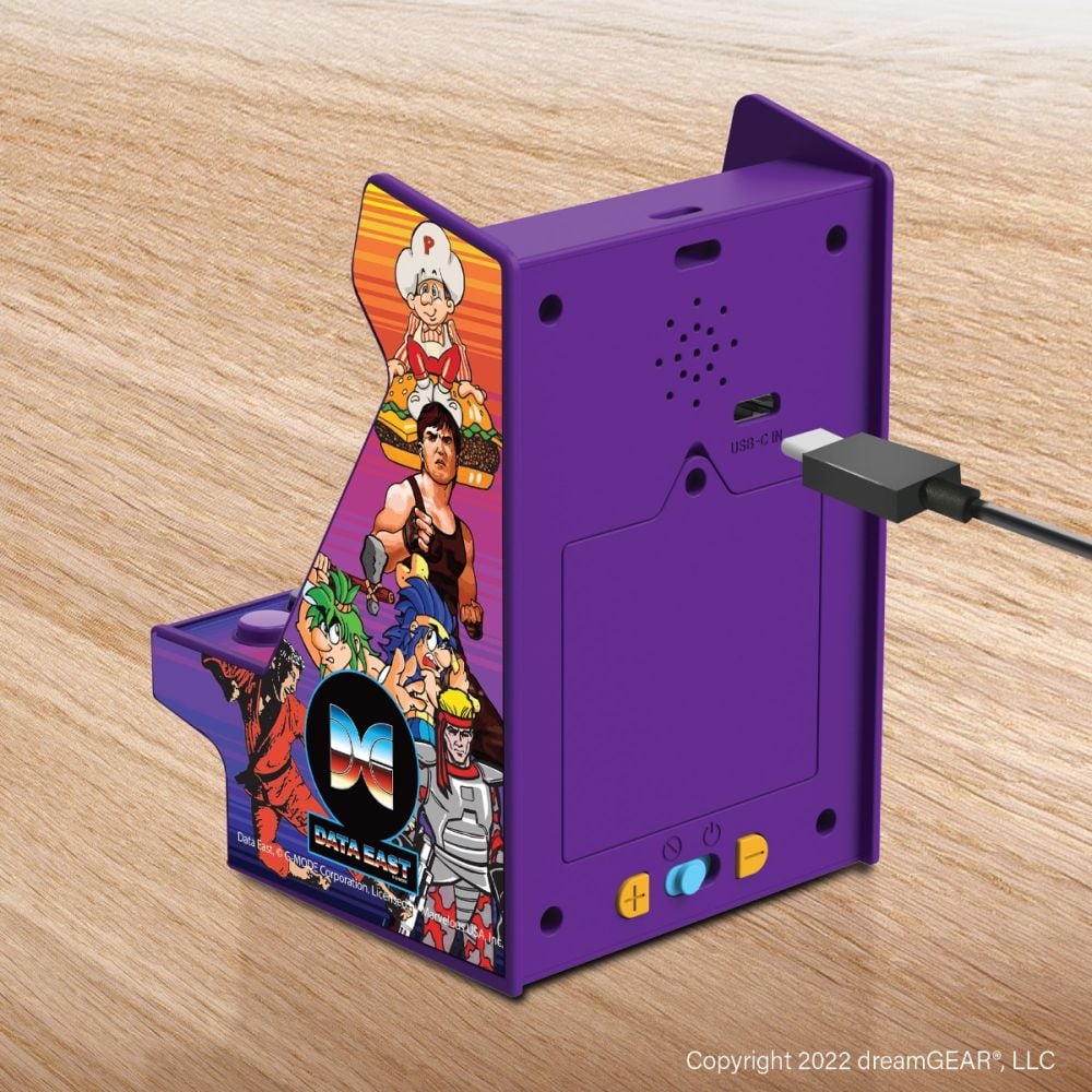 Consola retro portabila, My Arcade, Nano Player Data East