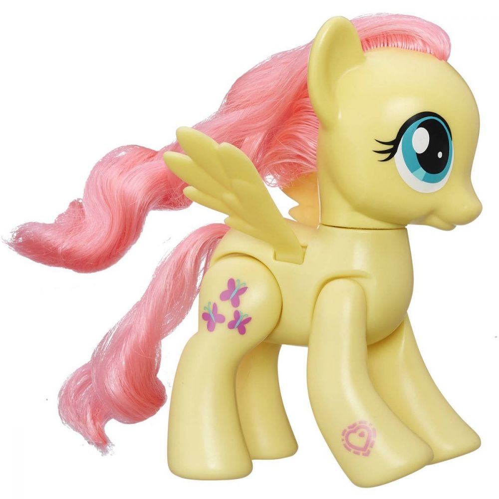 Figurina My Little Pony Explore Equestria Action Friends - Fluttershy
