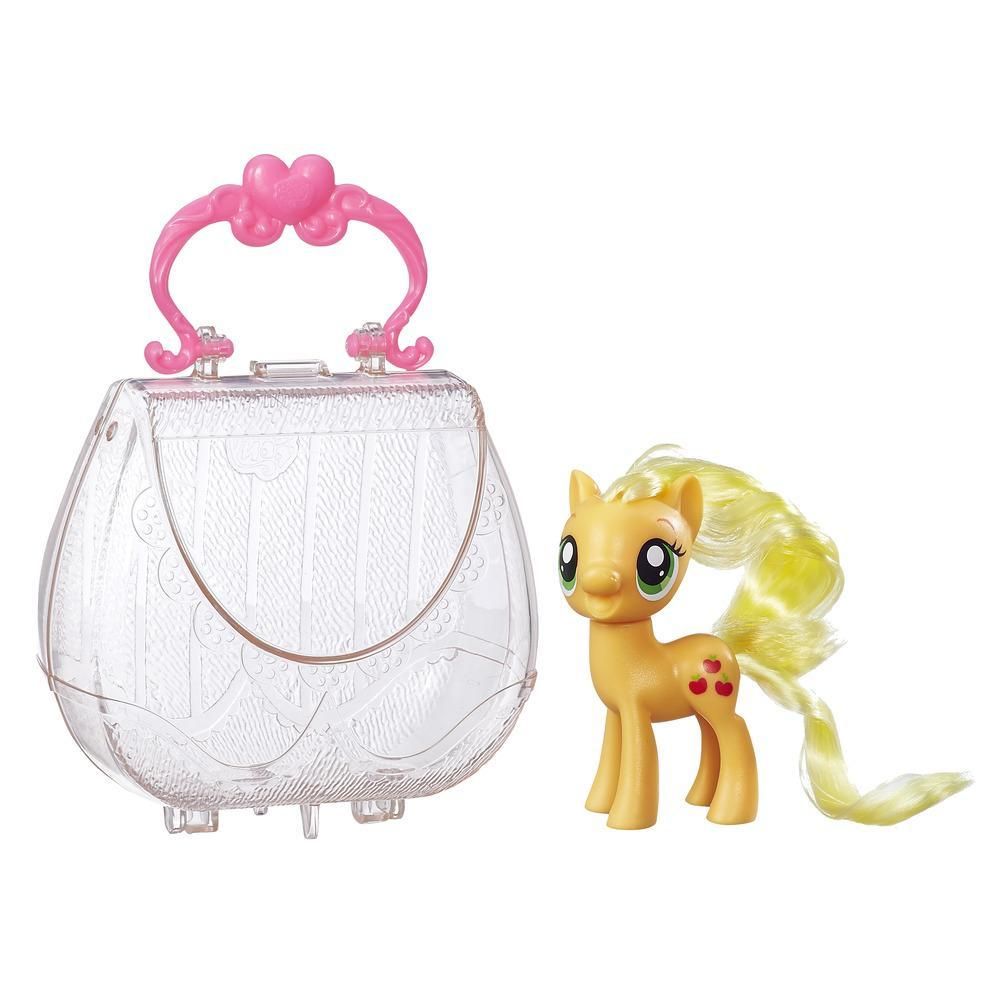 Figurina My Little Pony Friendship is Magic - Applejack in gentuta de calatorie