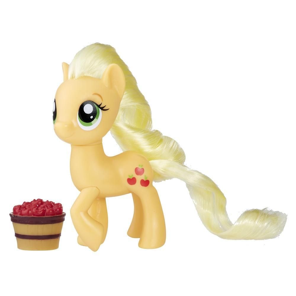 Figurina My Little Pony Frienship is Magic - Applejack si cosul cu mere