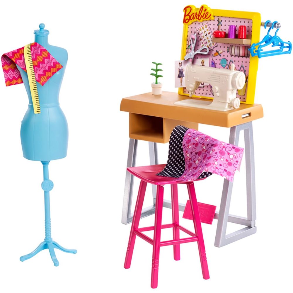 Set de joaca Barbie cu accesorii -  Atelier croitorie, FXP10