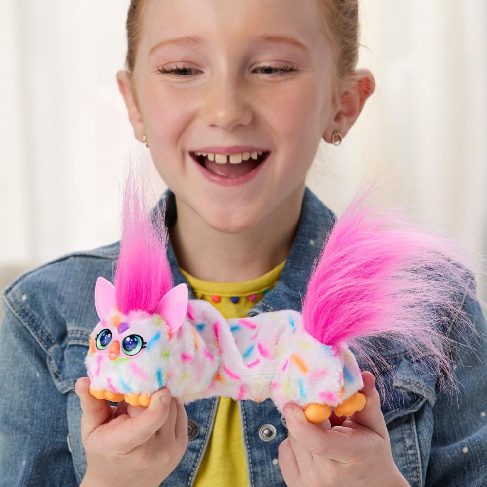 Mini jucarie de plus interactiva, Furby Dj Furblets, Berry Cup-Cake, G1781