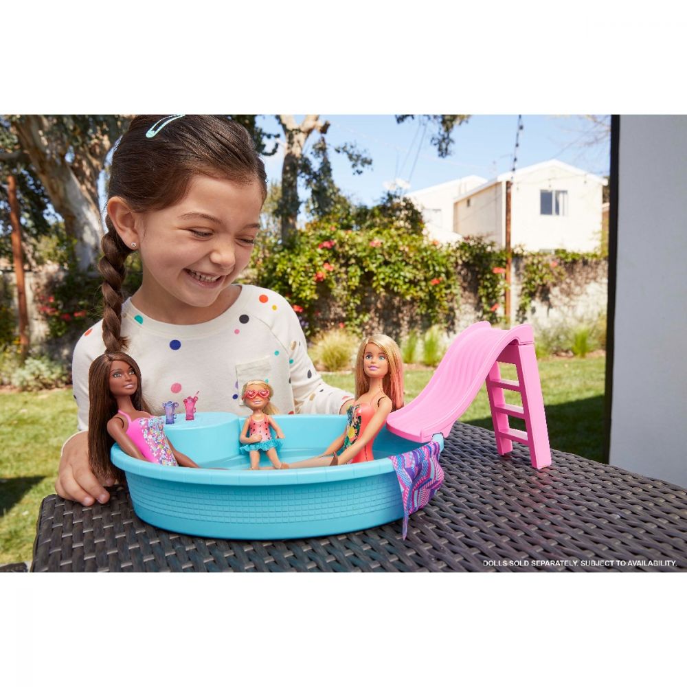 Piscina da Barbie - Desapegos de Roupas quase novas ou nunca usadas para  bebês, crianças e mamães. 1107198