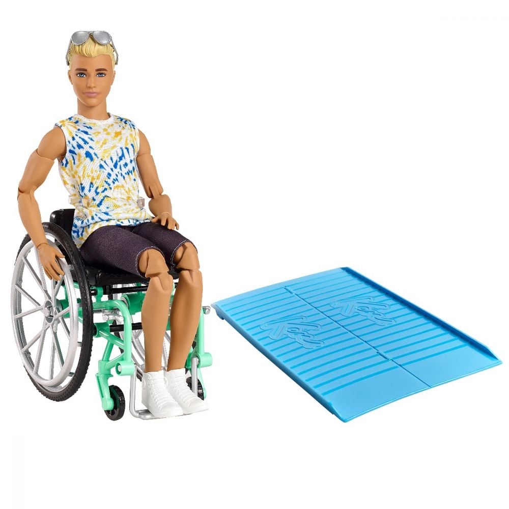 Papusa Barbie Fashionistas, Ken in scaun cu rotile, 167