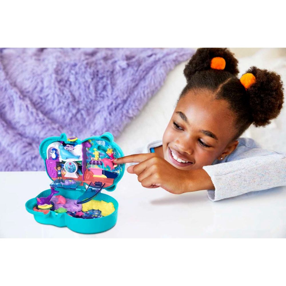 Set de joaca cu 2 papusi si 12 accesorii Polly Pocket, Otter Aquarium, HCG16