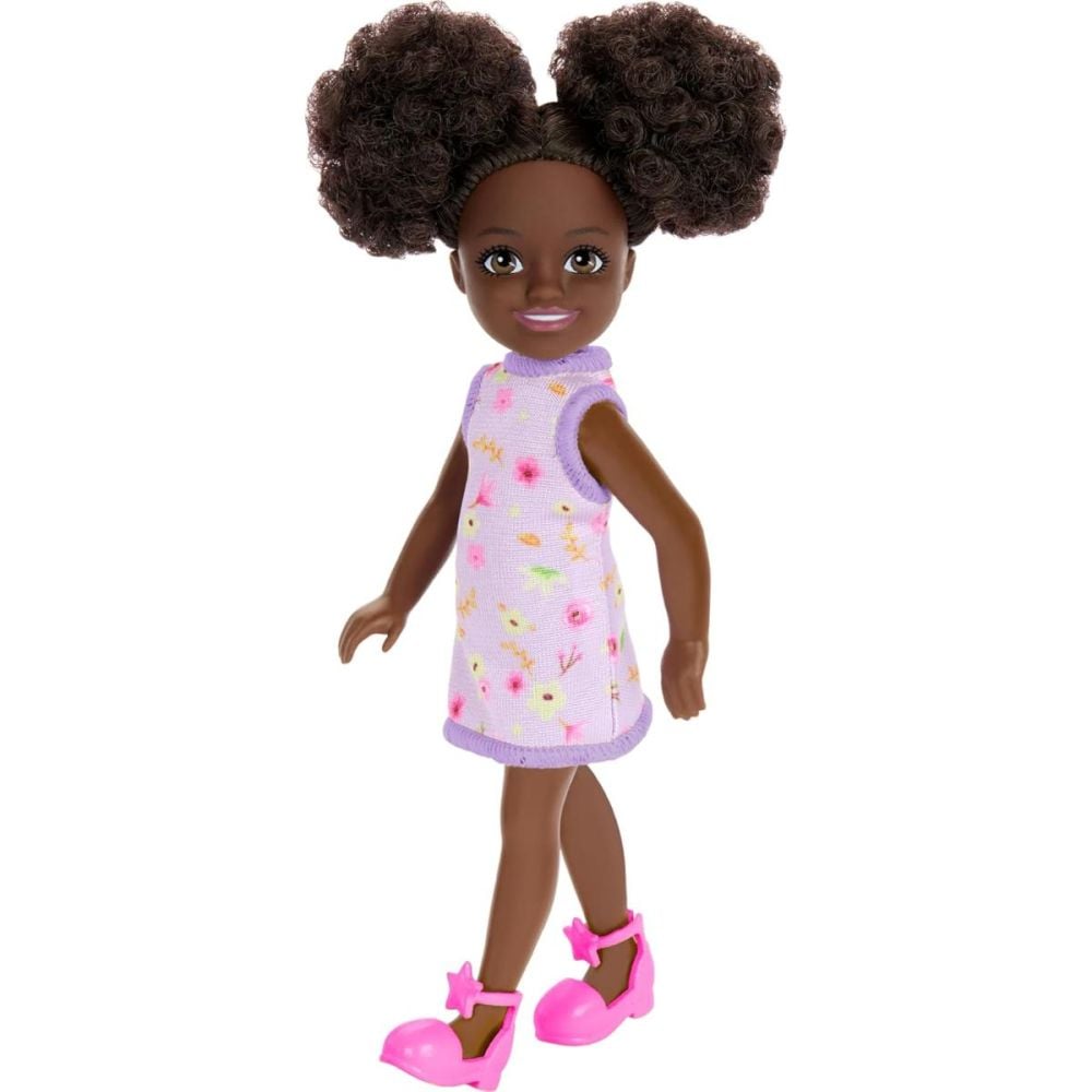 Papusa Barbie Chelsea, Purple Floral Dress, HXM96
