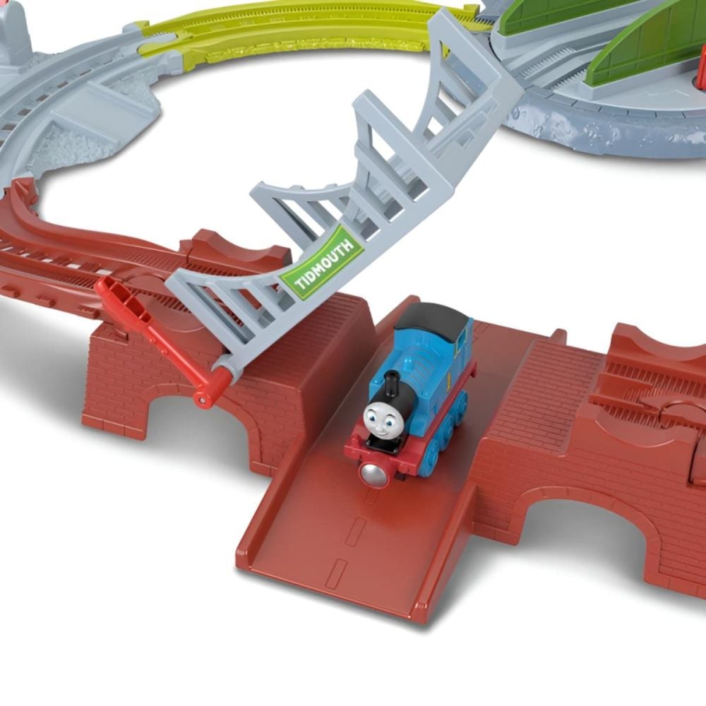 Set de joaca cu locomotiva Thomas and Friends, Explorarea magaziile din Tidmouth, JLL36