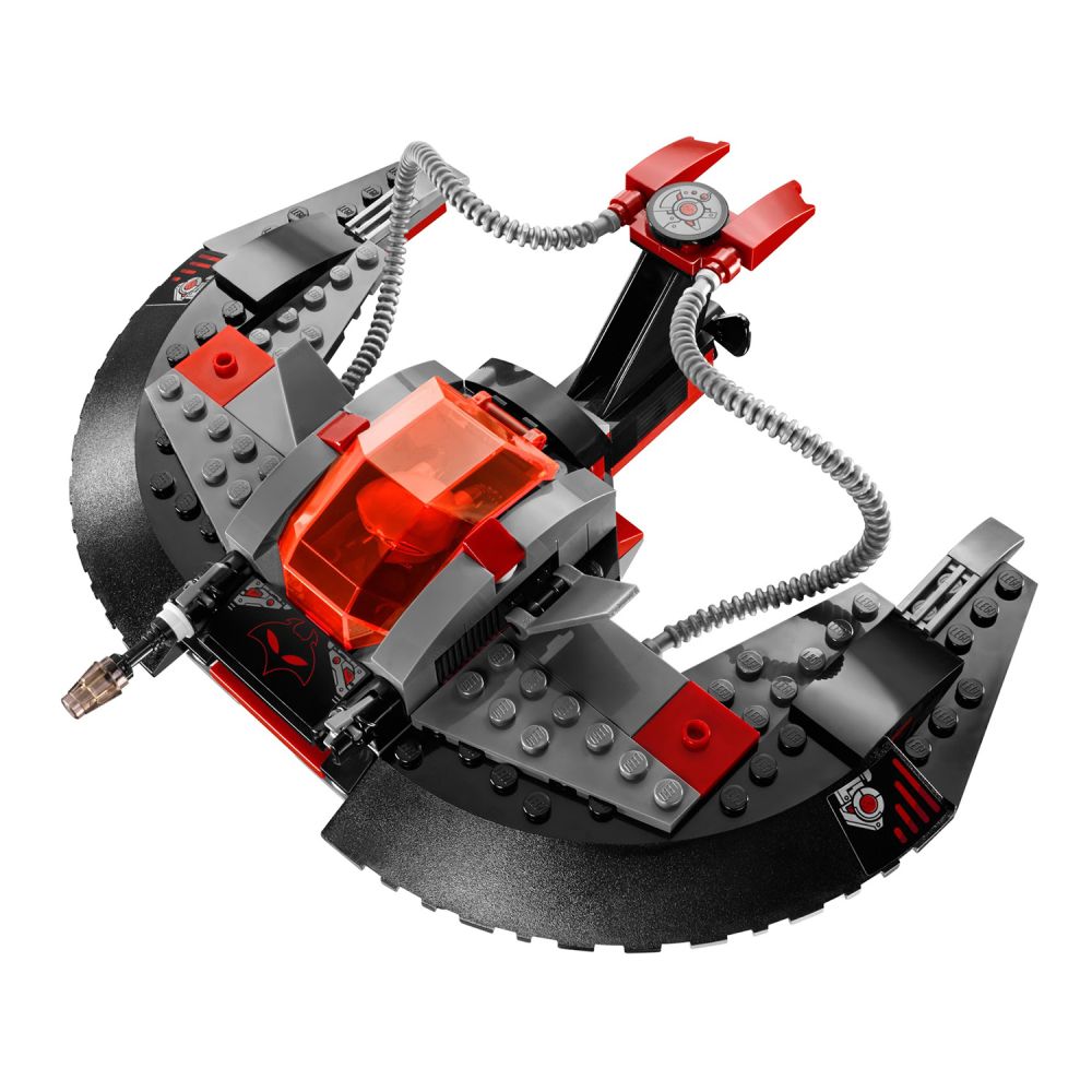 LEGO DC Comics Super Heroes - Atacul din adancuri al lui Black Manta (76027)