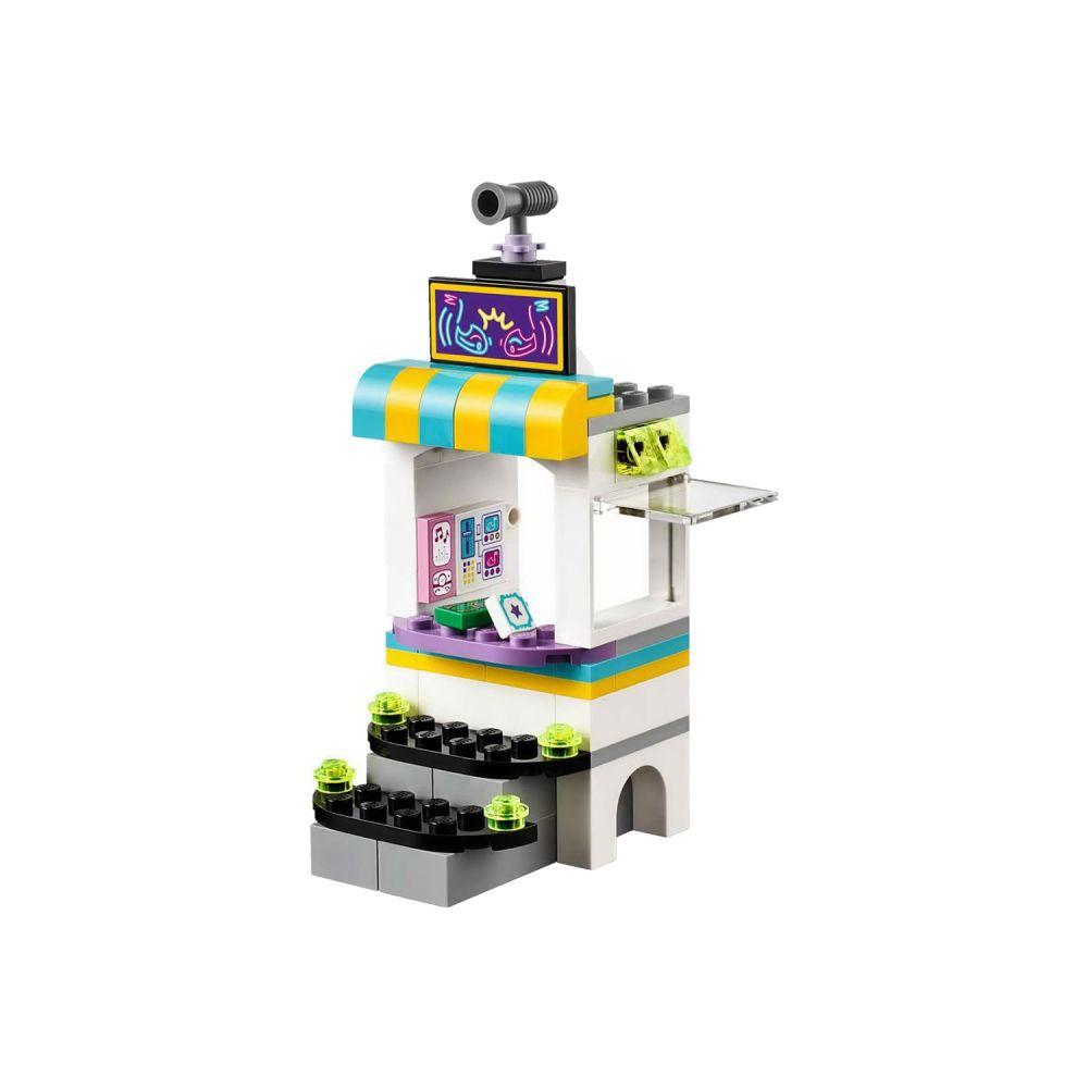 LEGO Friends - Masinutele din parcul de distractii (41133)