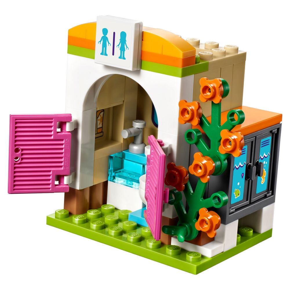 LEGO® Friends - Piscina de vara din Heartlake (41313)