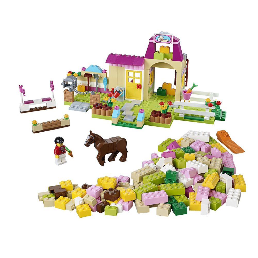 LEGO Juniors - Ferma cu ponei (10674)