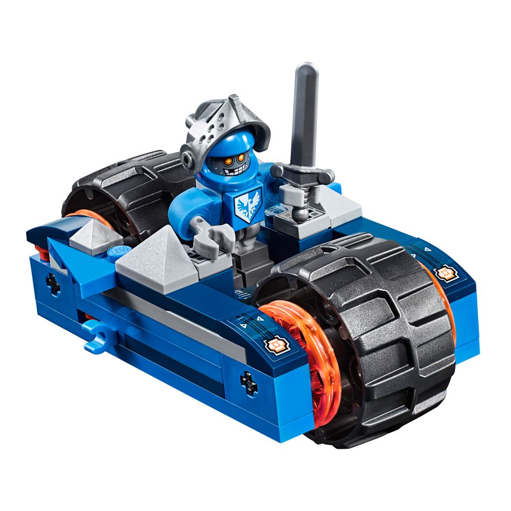 LEGO® NEXO KNIGHTS - Lama Tunet a lui Clay (70315)