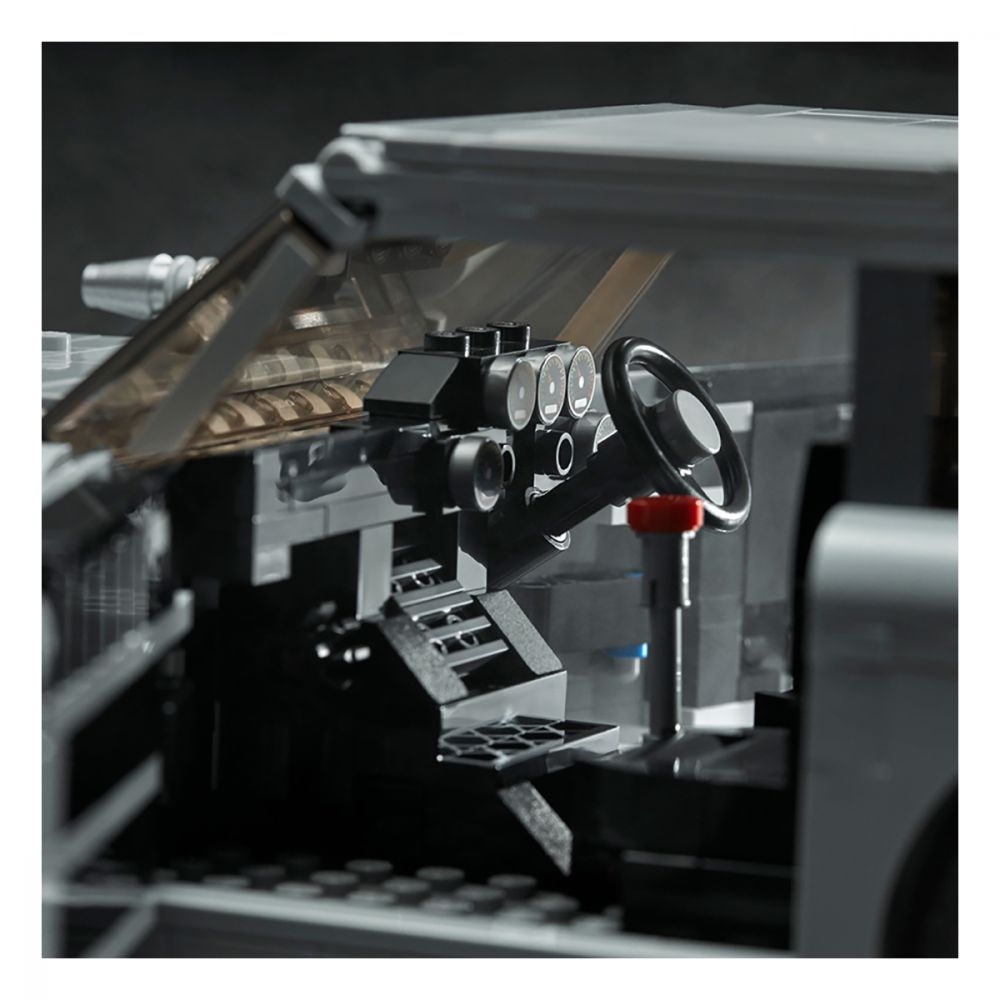 LEGO® Creator Expert - Aston Martin DB5 al lui James Bond (10262)