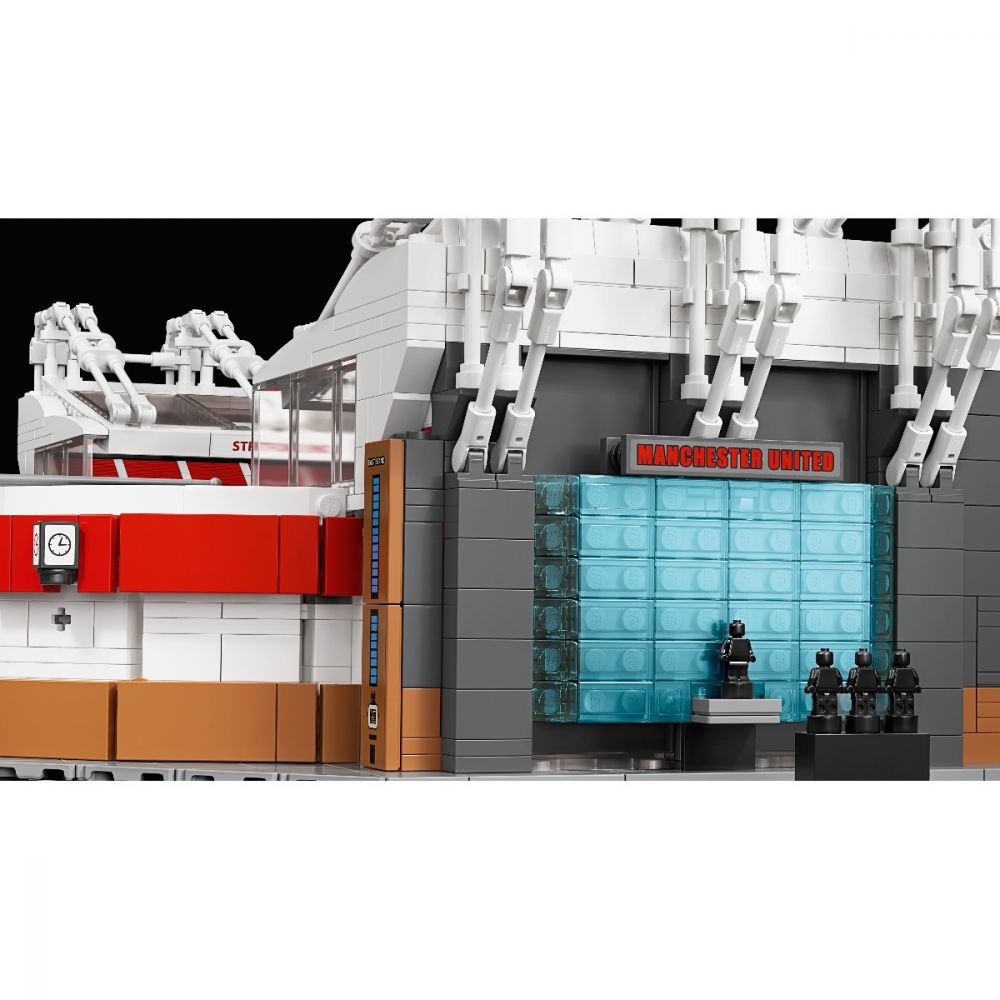 LEGO® Creator Expert - Old Trafford - Manchester United (10272)