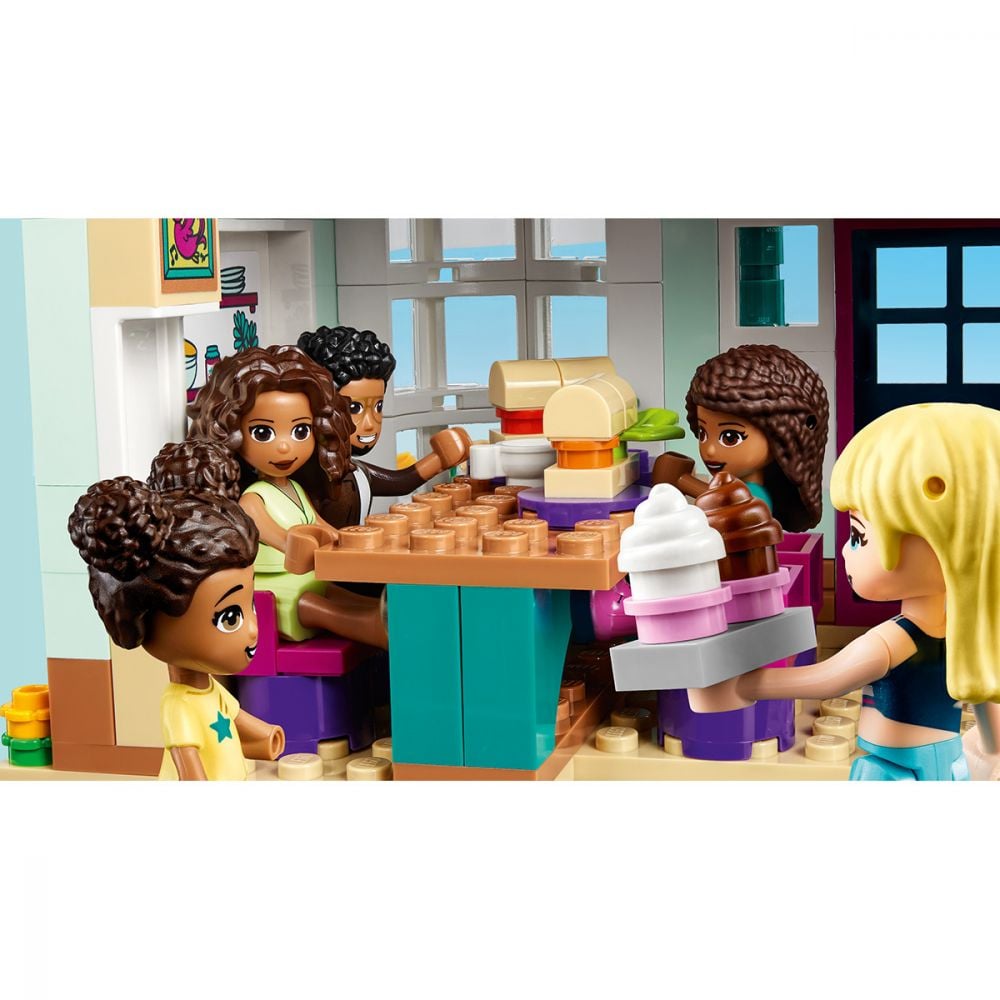 LEGO® Friends - Casa familiei Andreei (41449)