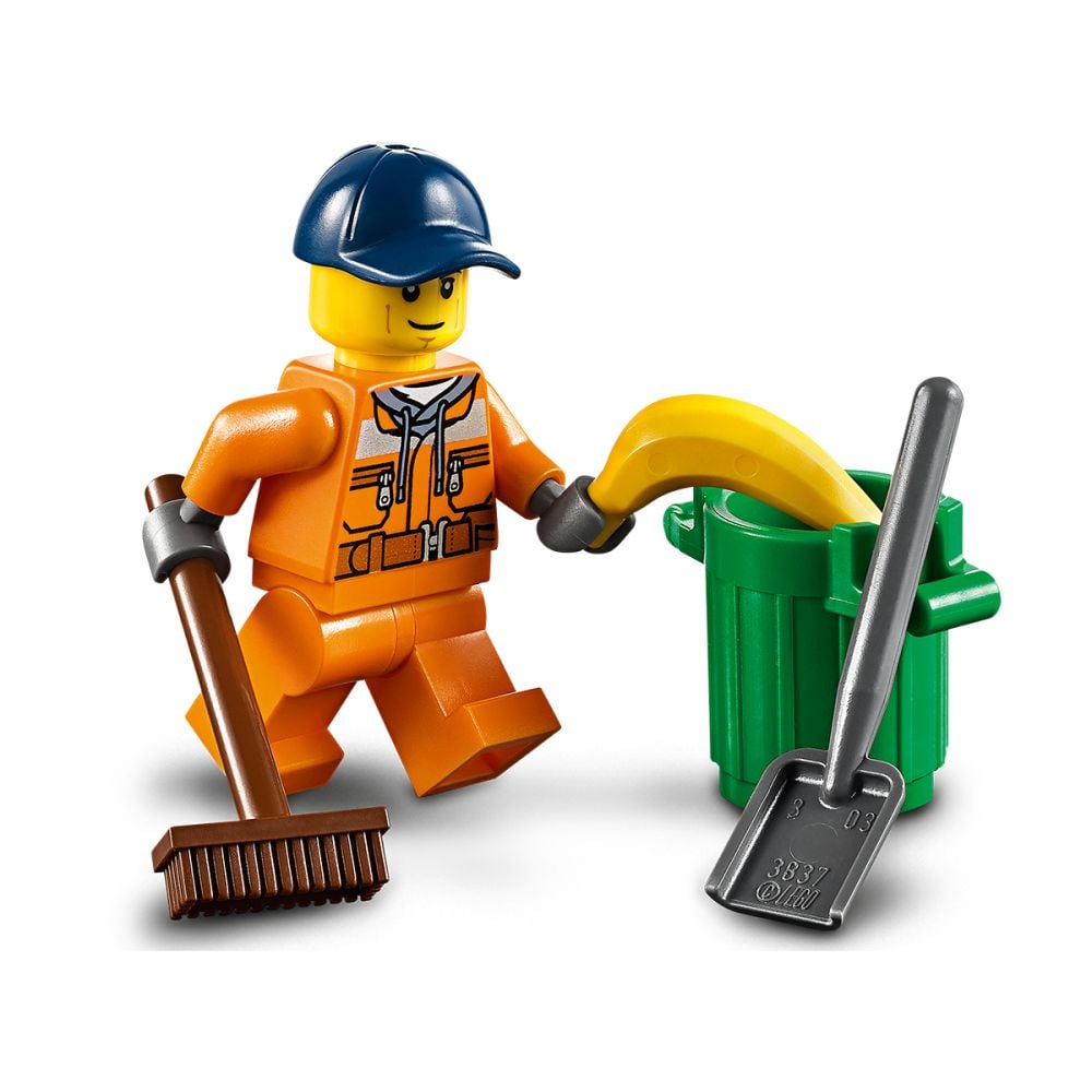 LEGO® City - Masina de maturat strada (60249)