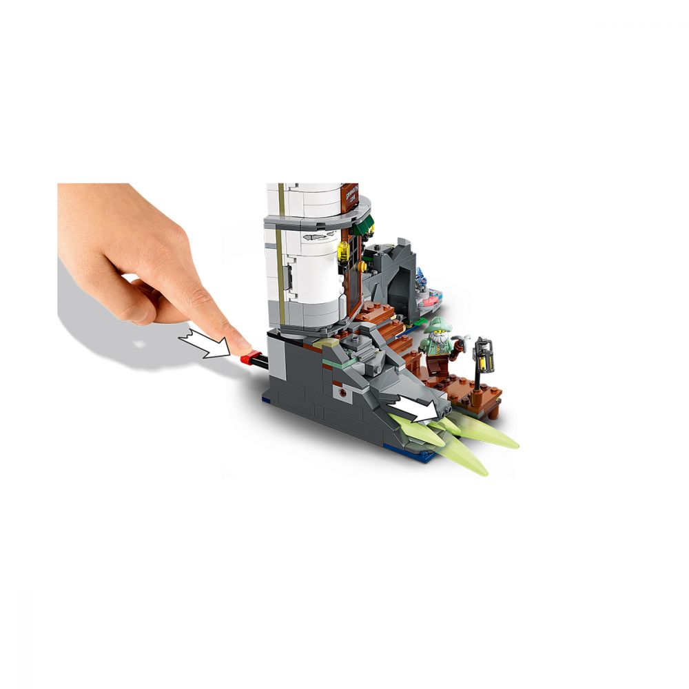LEGO® Hidden Side™ - Farul Intunericului (70431)