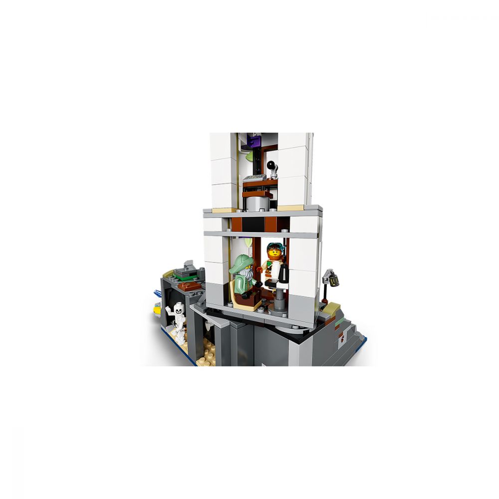LEGO® Hidden Side™ - Farul Intunericului (70431)