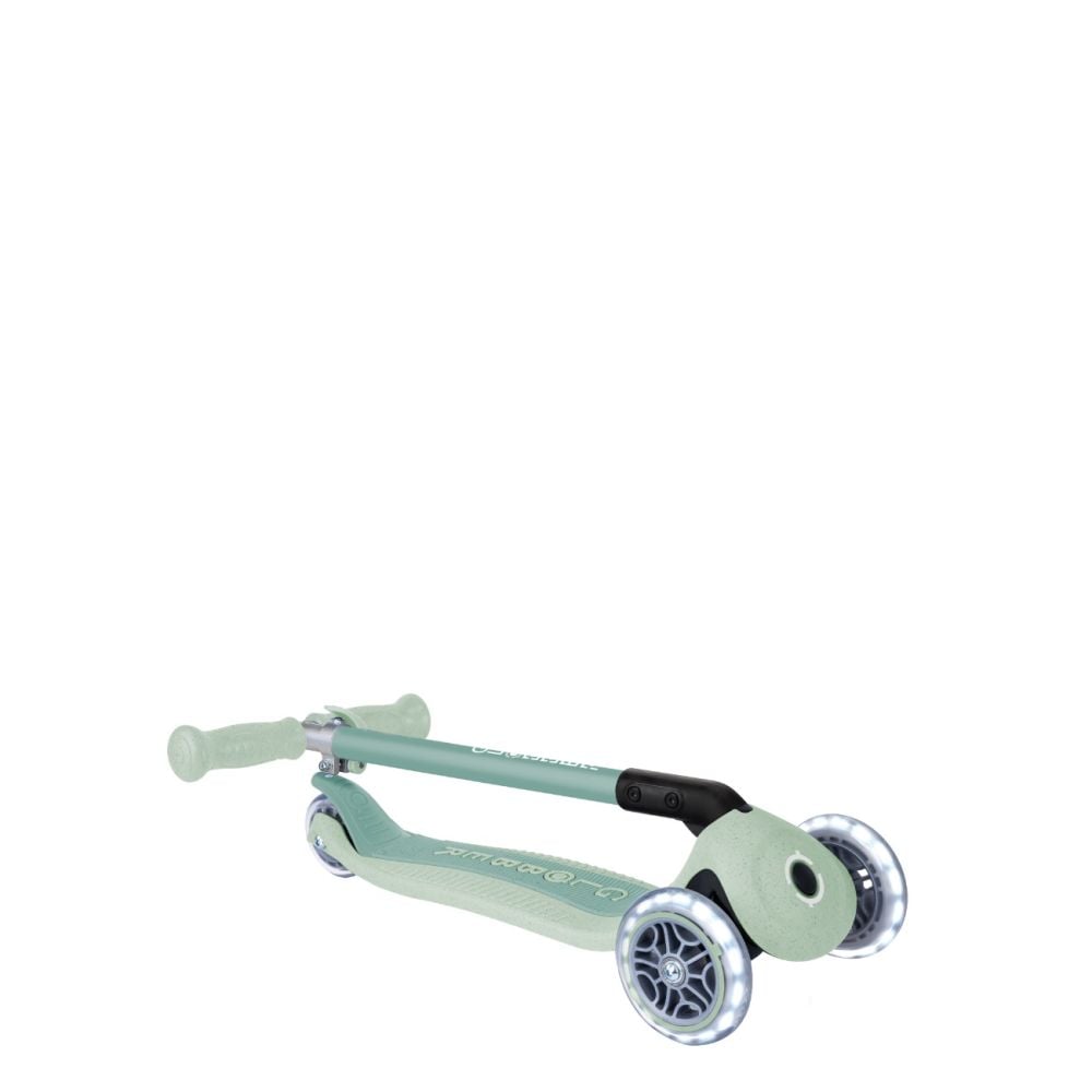 Trotineta pliabila cu 3 roti luminoase, Globber, Primo, Verde