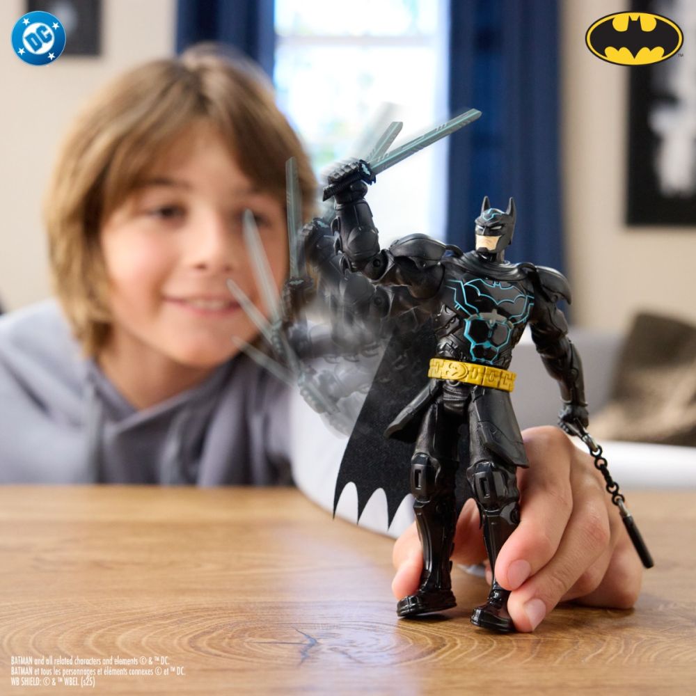 DC Comics, Batman Ninja – 15 cm Batman Action Figure Battle Moves, con accessori, dai 4 anni in su