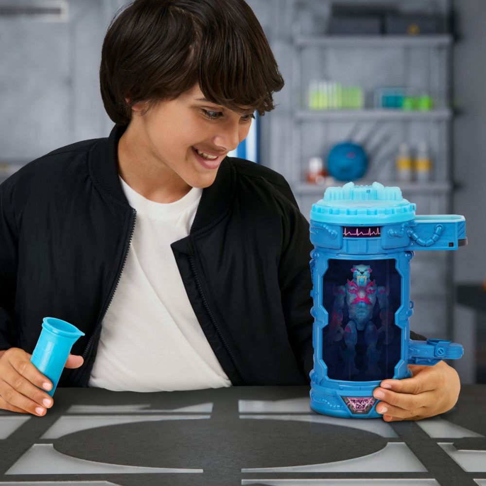 Creaza propria figurina, Mr Beast Lab, Mutators Lightning Panther