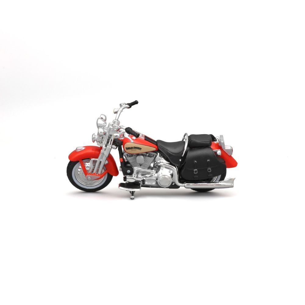 Set masina si motocicleta, Maisto, H-D Custom, 1950 Chevrolet 3100 Pick Up 1:25 si 2001 FLSTS Heritage Springer, 1:24