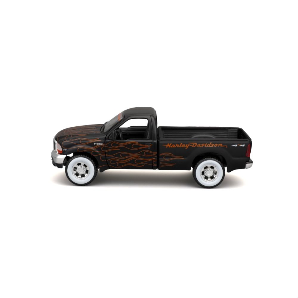 Set masina si motocicleta, Maisto, H-D Custom, 1999 Ford F350 Super Duty Pick Up 1:27 si 2002 FXSTB Night Train, 1:24