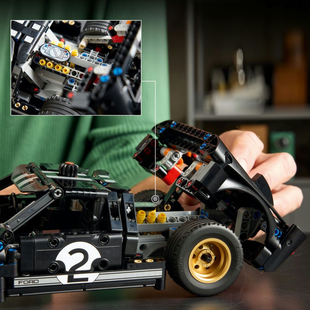 LEGO® Technic - Masina de curse 1966 Ford GT40 MKII (42223)