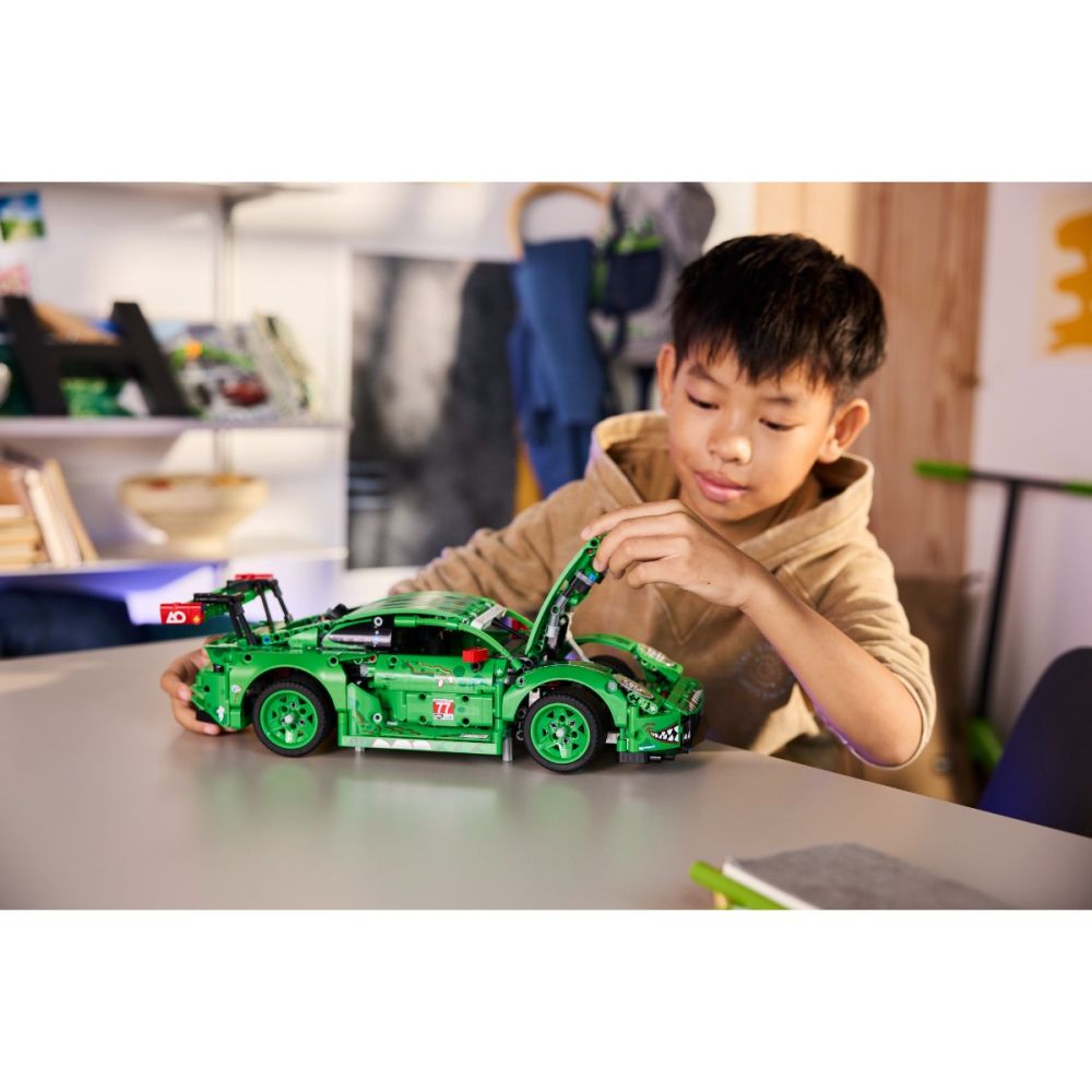 LEGO® Technic - Masina Porsche 911 GT3 R REXY AO Racing (42224)