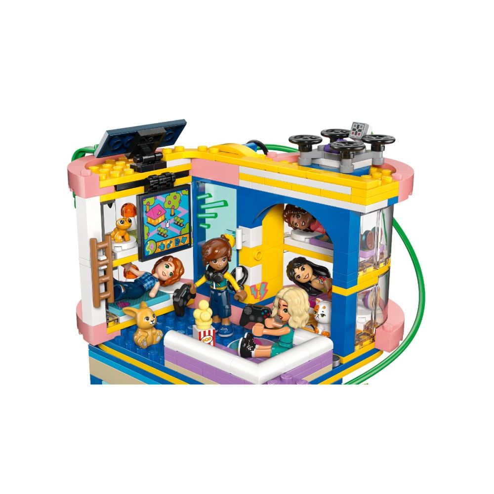 LEGO® Friends - Clubul prietenilor din orasul Heartlake (42689)