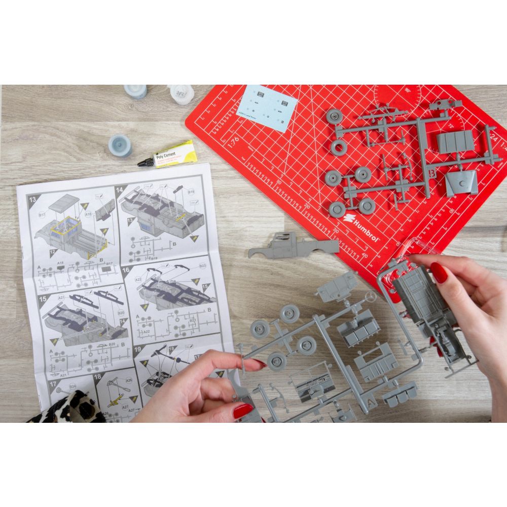 Set de constructie, Airfix Starter Set, Land Rover Series 1, 39 piese