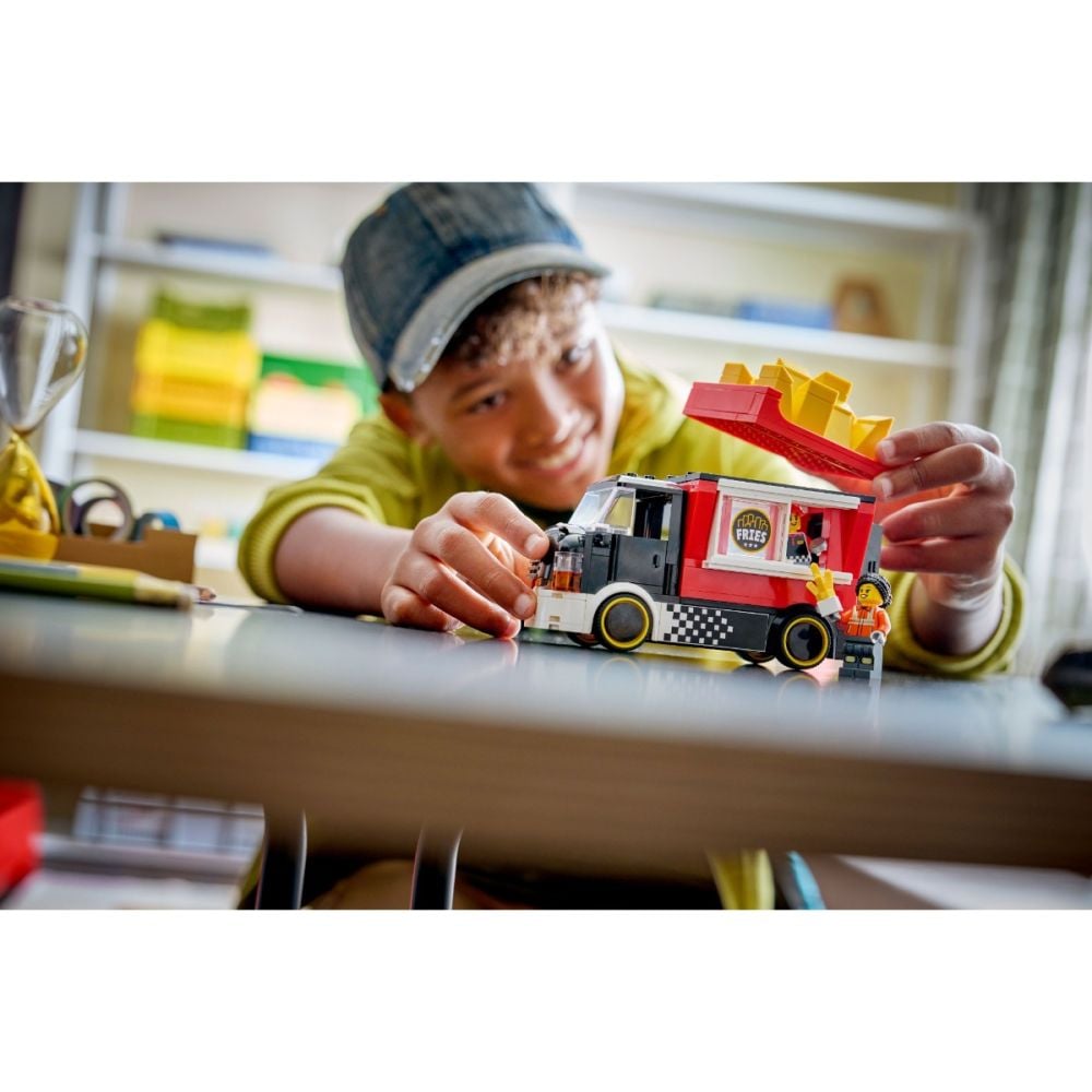 LEGO® City - Furgoneta de cartofi prajiti (60488)