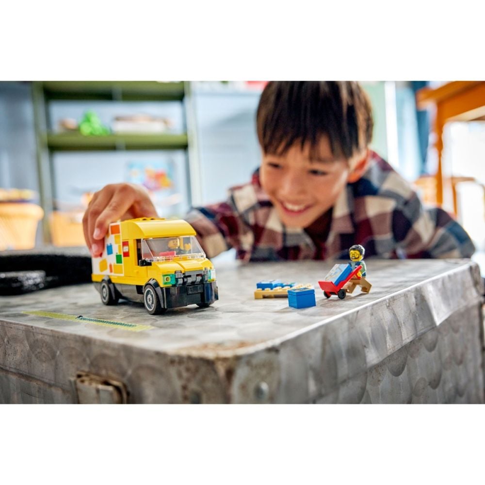 LEGO® City - Furgoneta LEGO® (60500)