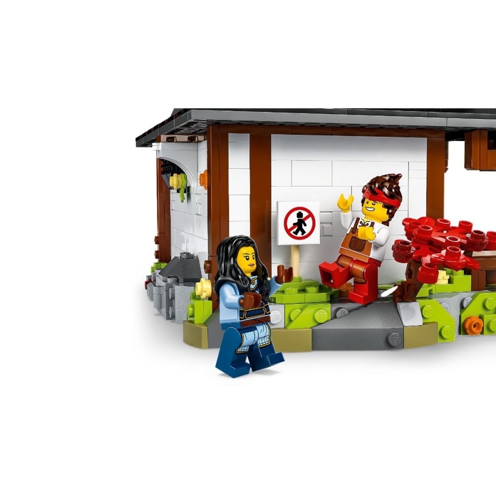 LEGO® Ninjago - Fierarul Patru Arme la a 15-a aniversare (71858)