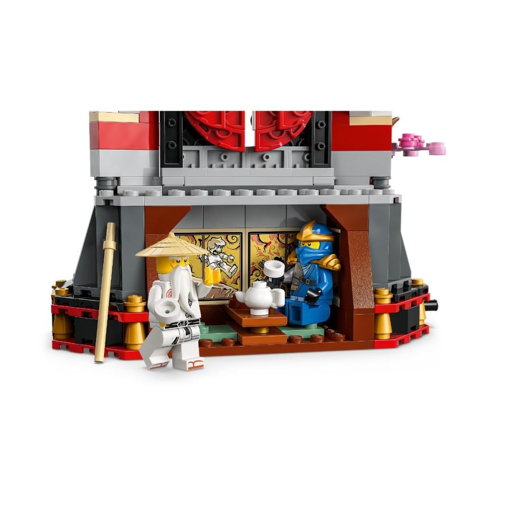 LEGO® Ninjago - Model pentru etalare cu personaje ninja la a 15-a